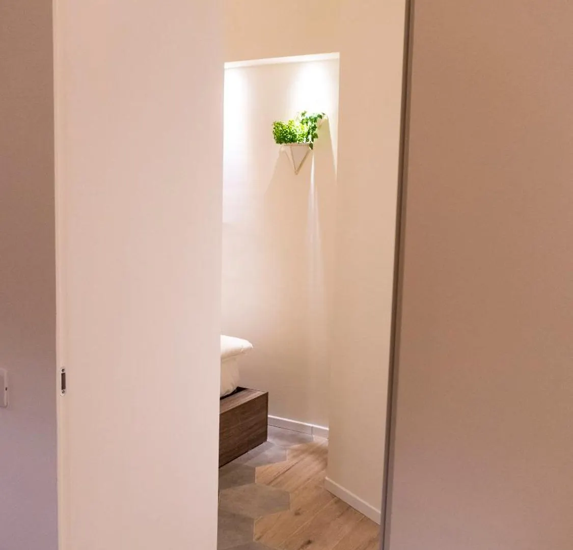 קטאניה Notti D'Autore Suites 0*,  איטליה